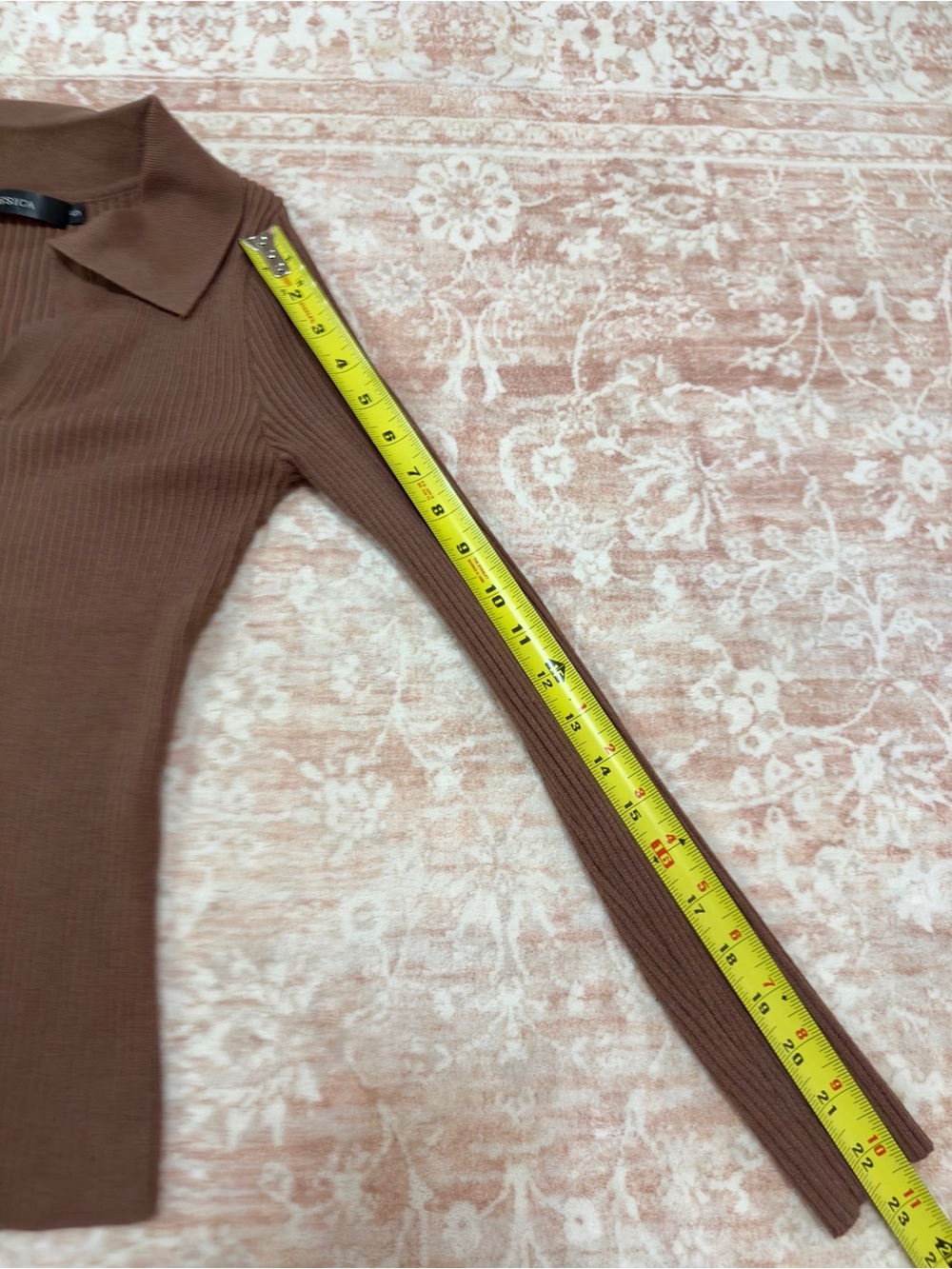 NWOT 🤎 Ribbed Knit V Neck Long Sleeve Top - Picture 8 of 9